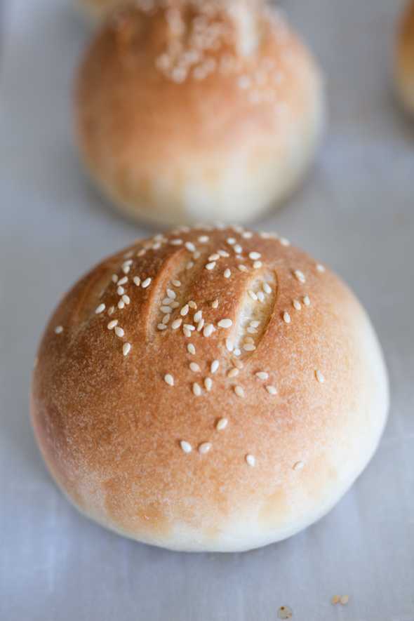 up close shot of a hamburger bun