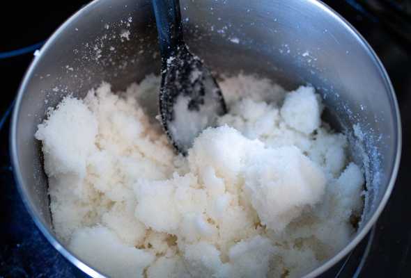 pan filled with water and sugar