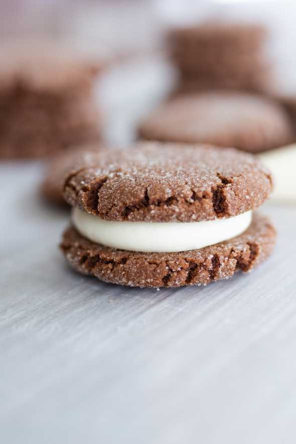 up close shot of a chocolate peanut butter oreos